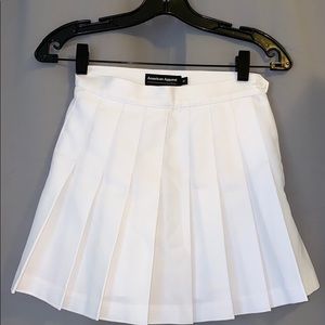 American Apparel tennis skirt💫